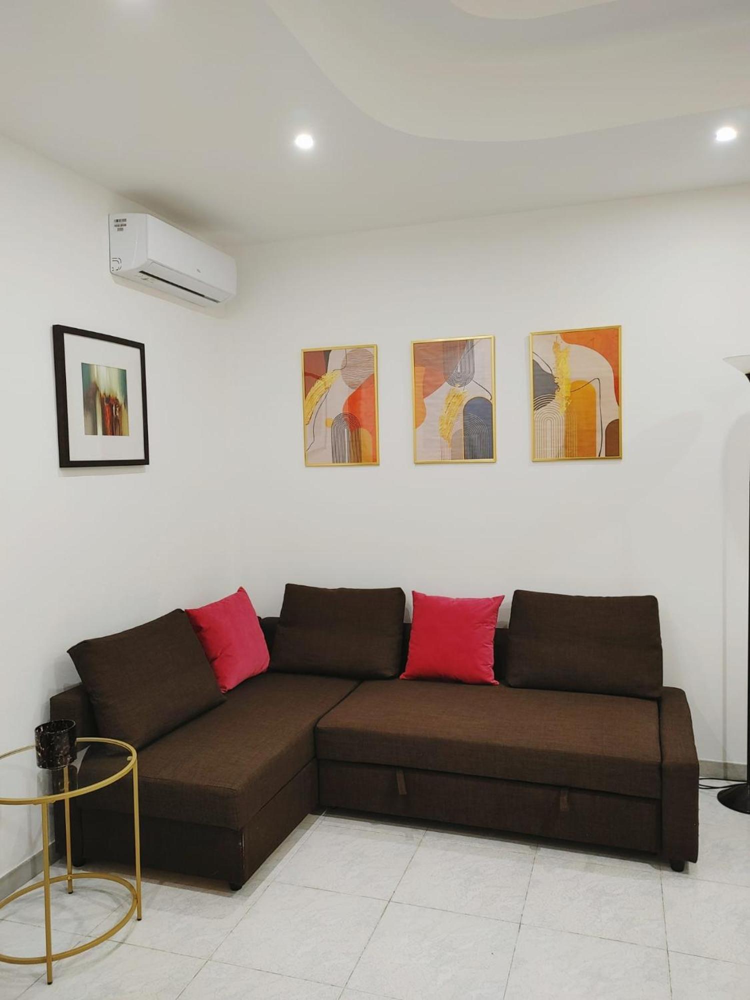 Mazzini Apartment - The V Collection Turate Esterno foto